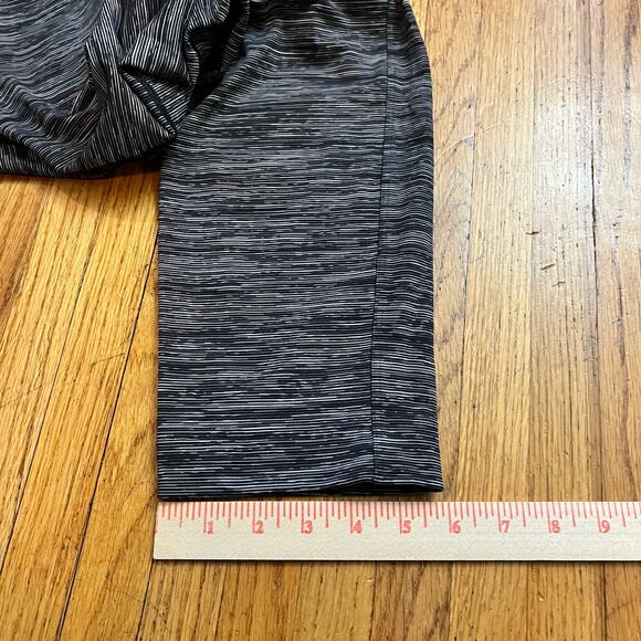 Lululemon Pants Womens 6 Jet Crop Slim Luxtreme Cyber Black Gray Striped - Picture 10 of 10